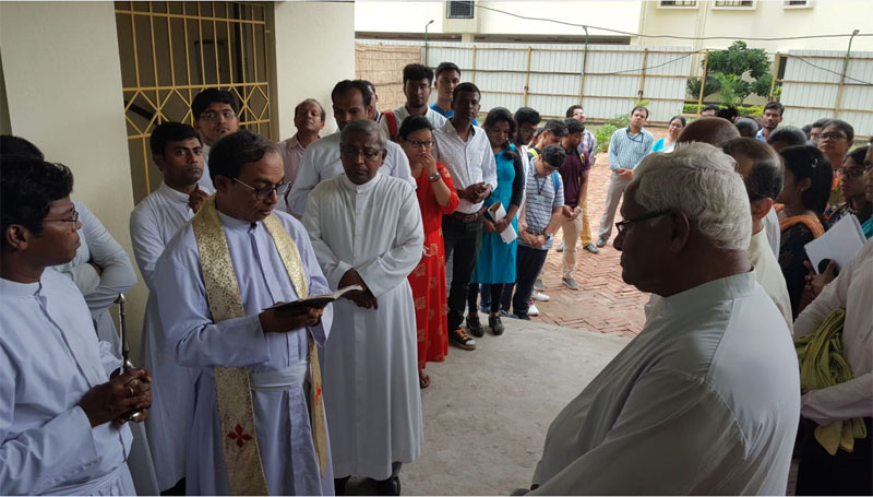 ST. XAVIER'S UNIVERSITY STARTS HOSTELS