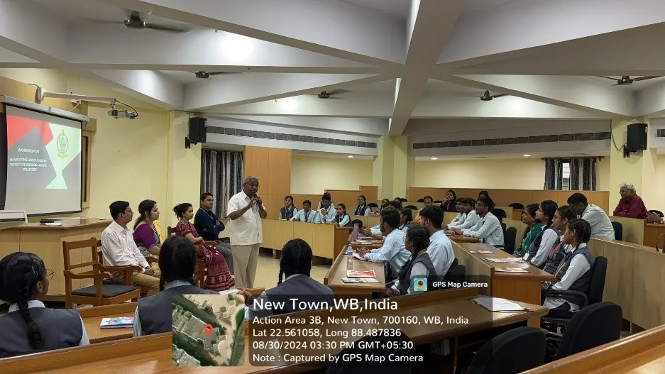 SXUK hosts workshop for Class XII students