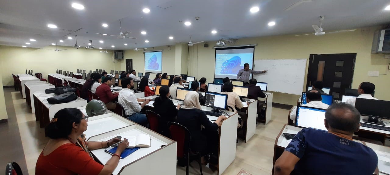 LCERI conducts workshop on advanced research techniques