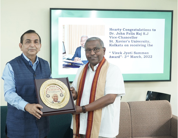 Vivek Jyoti Samman to Fr. Felix Raj