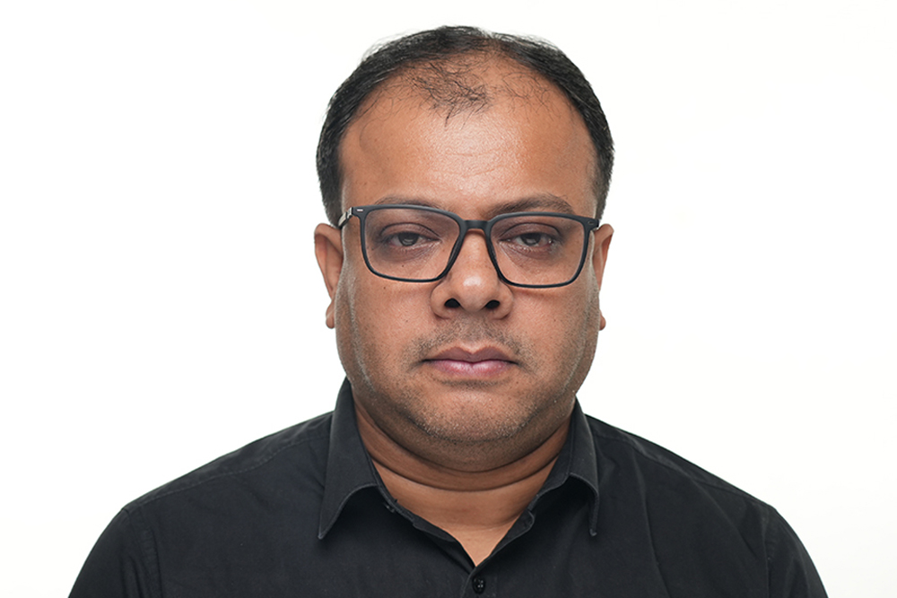 Dr. Somak Sen
