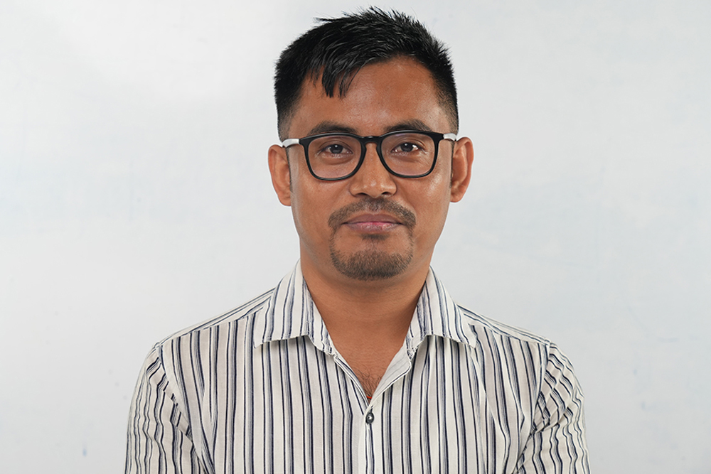 Dr. Sumit Pradhan