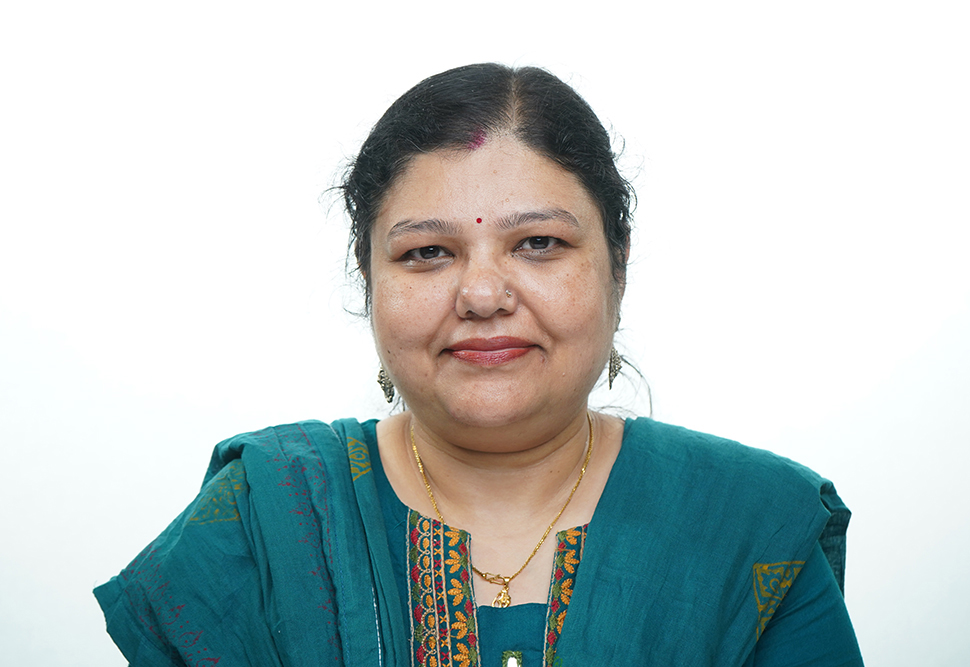 Dr Shivani Santosh